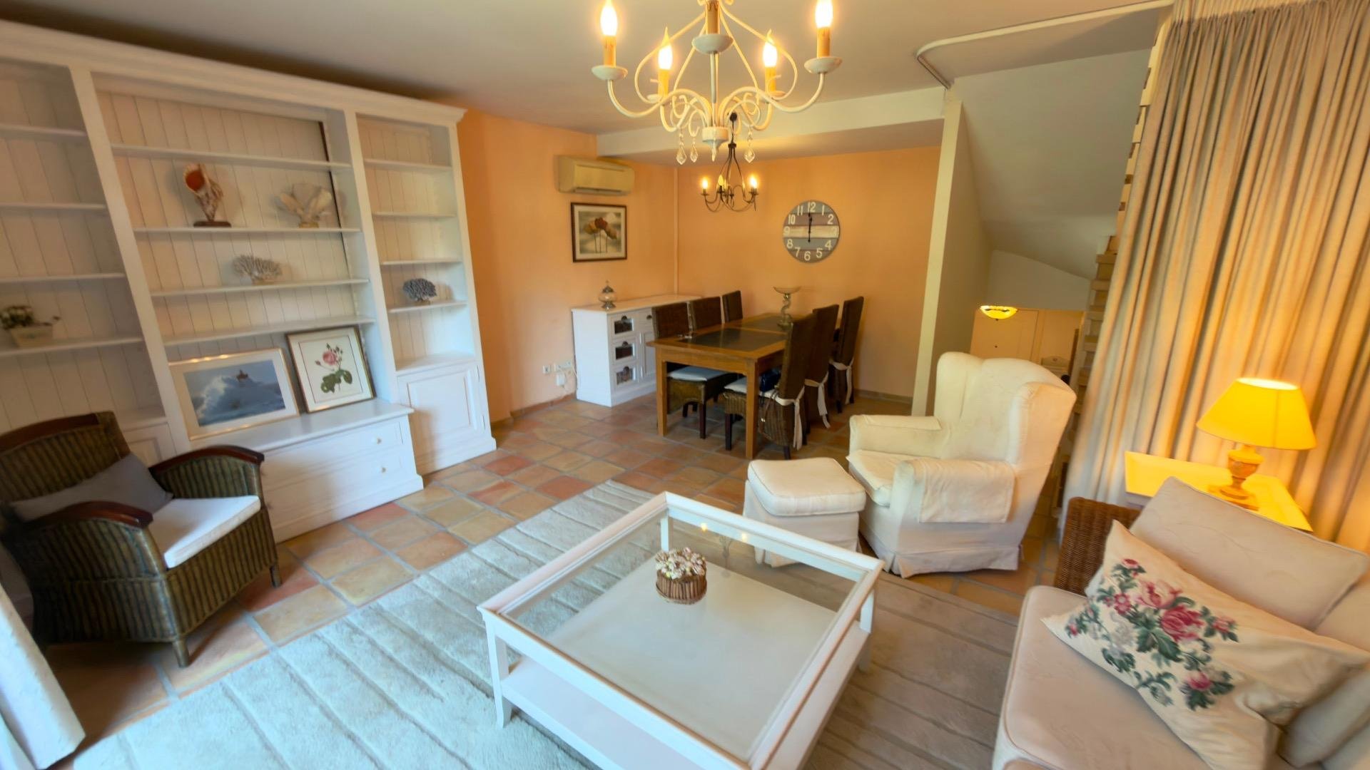 Bungalow en Finestrat, Alicante, España 2 dormitorios, 137.02 m2 No. 183116