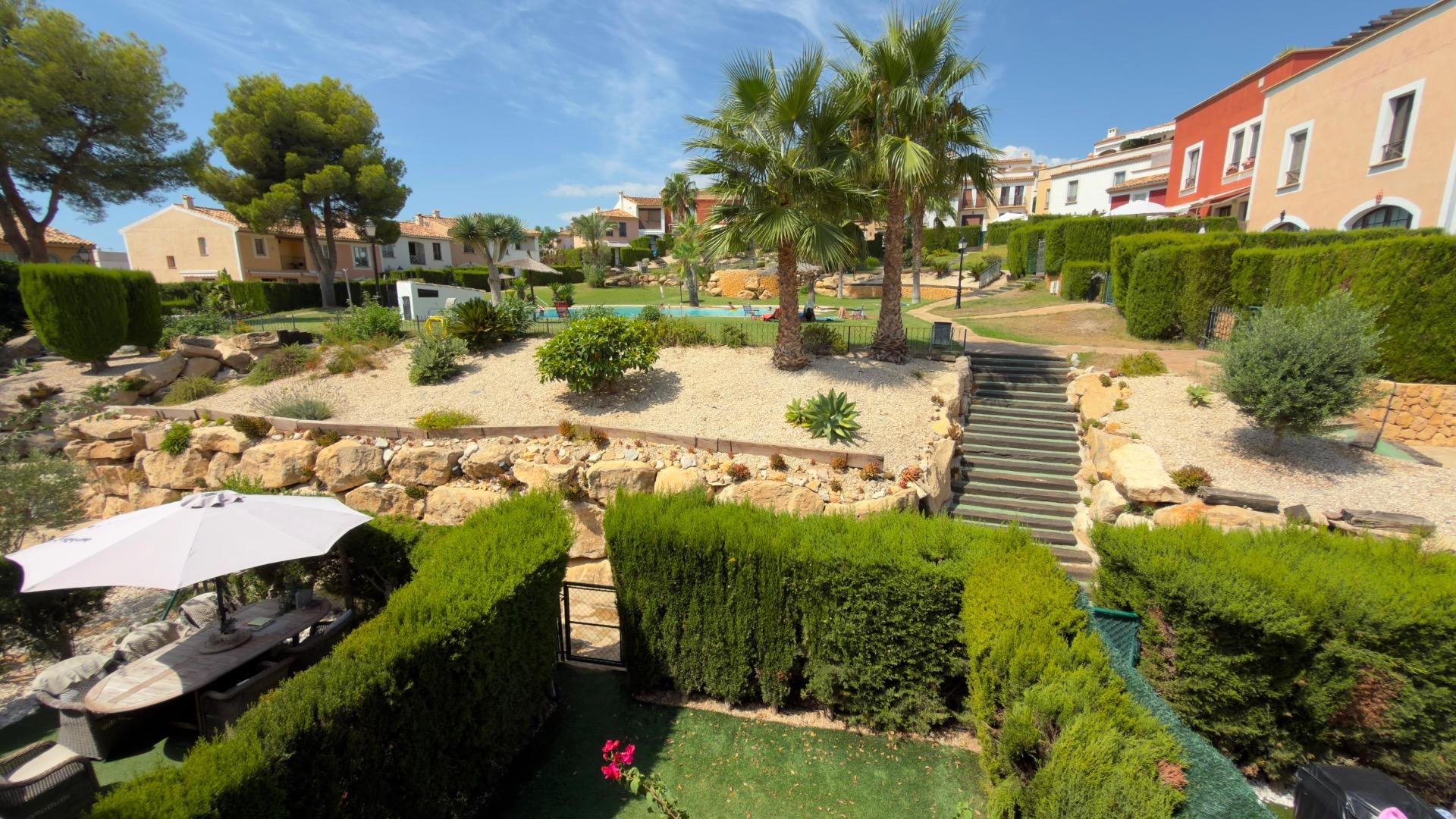 Bungalow en Finestrat, Alicante, España 2 dormitorios, 137.02 m2 No. 183116