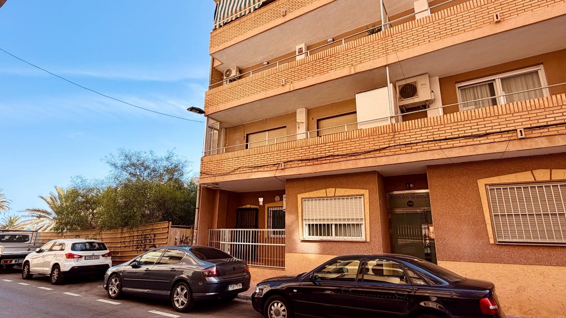 Huoneisto Torrevieja, Alicante, Espanja 3 makuuhuonetta, 100 m2 No. 195999