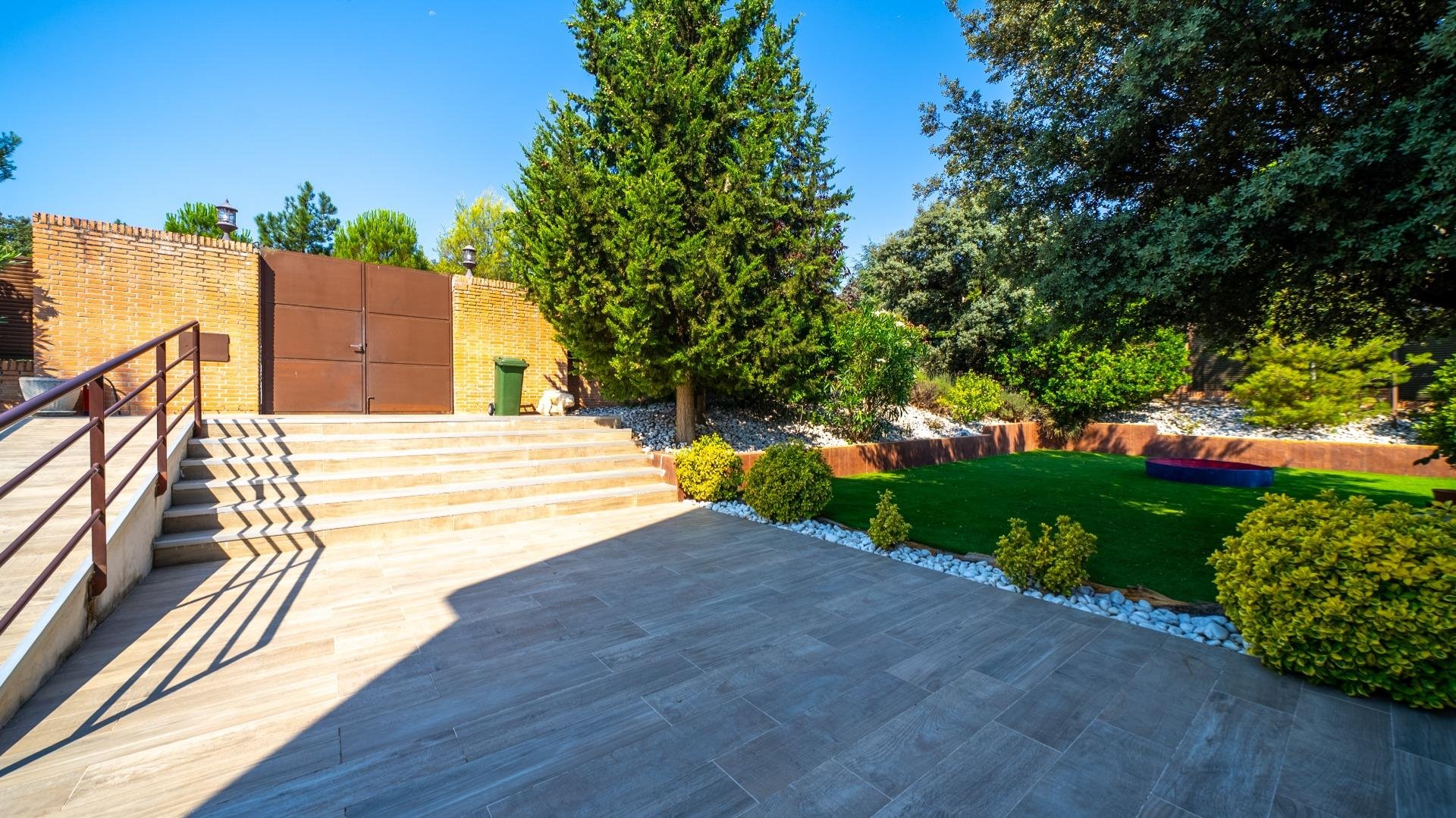 Квартира в Лас-Розас де Мадрид, Мадрид, Испания 8 спален, 816м2 №182077
