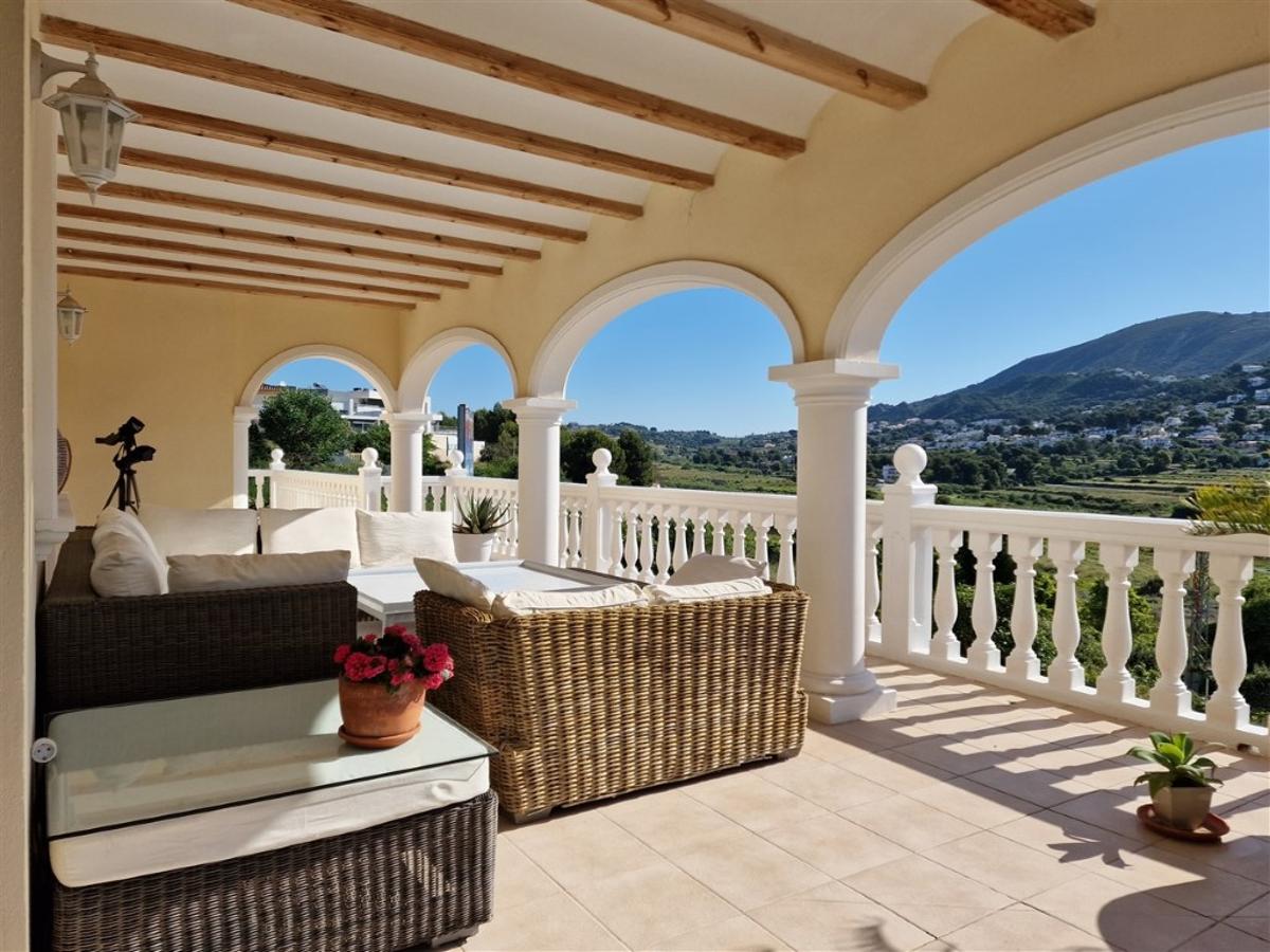 Villa in Moraira, Alicante, Spain 4 bedrooms, 287 sq.m. No. 80347