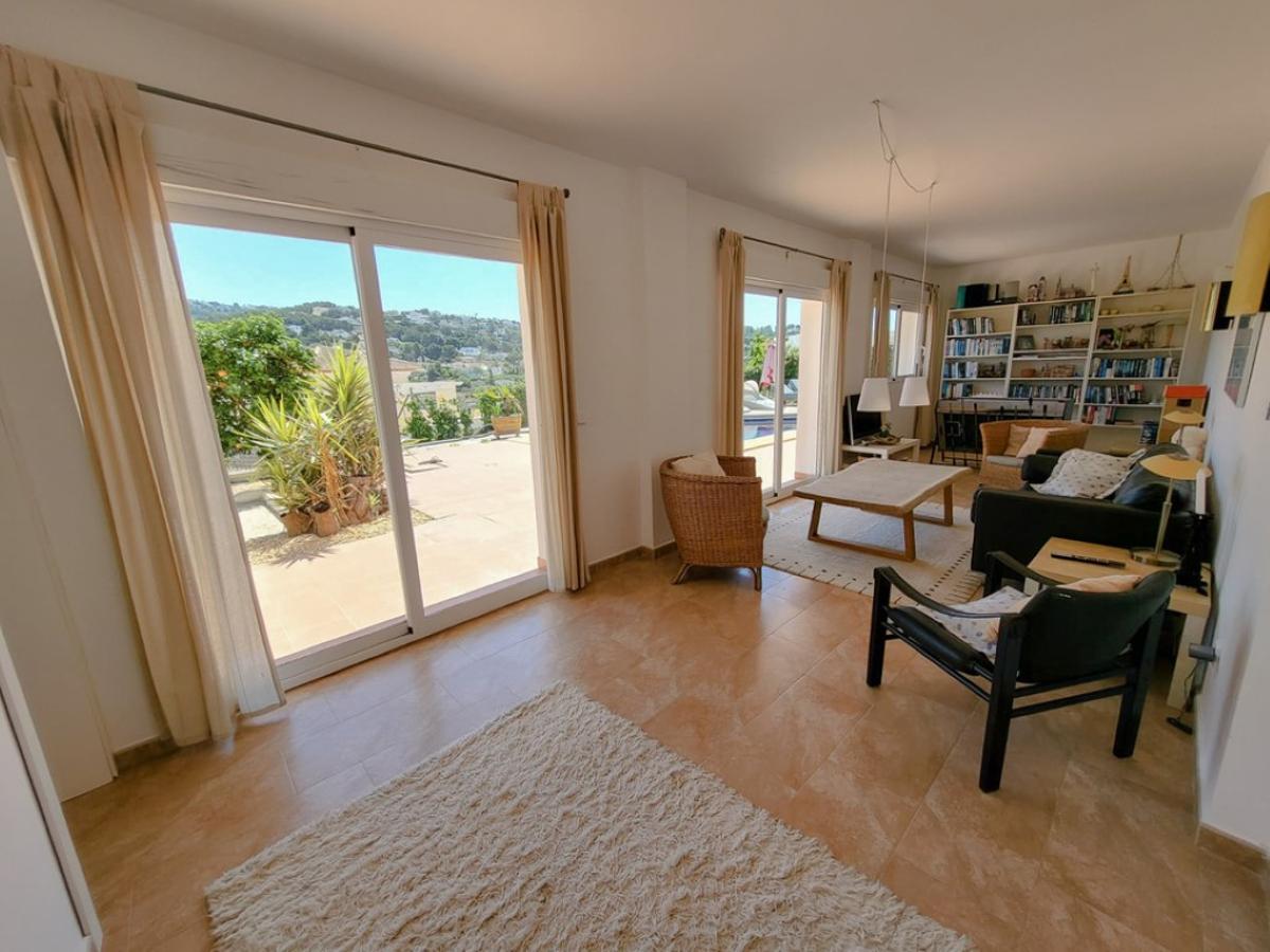 Villa in Moraira, Alicante, Spain 4 bedrooms, 287 sq.m. No. 80347
