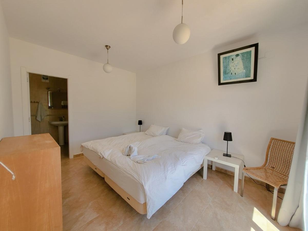 Villa in Moraira, Alicante, Spain 4 bedrooms, 287 sq.m. No. 80347