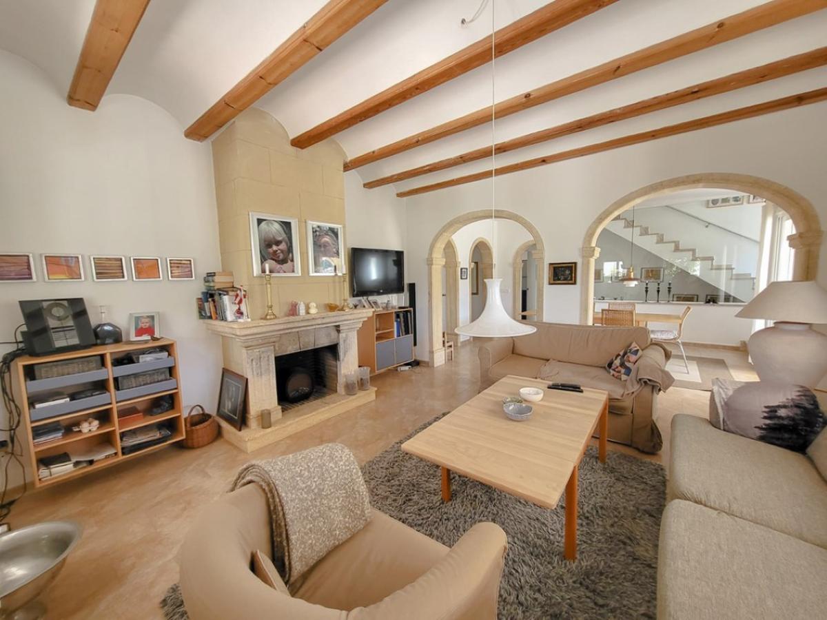 Villa in Moraira, Alicante, Spain 4 bedrooms, 287 sq.m. No. 80347