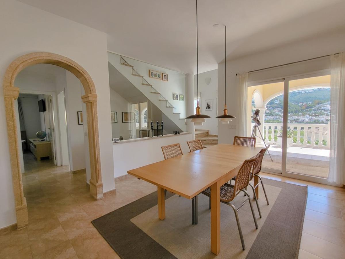 Villa in Moraira, Alicante, Spain 4 bedrooms, 287 sq.m. No. 80347