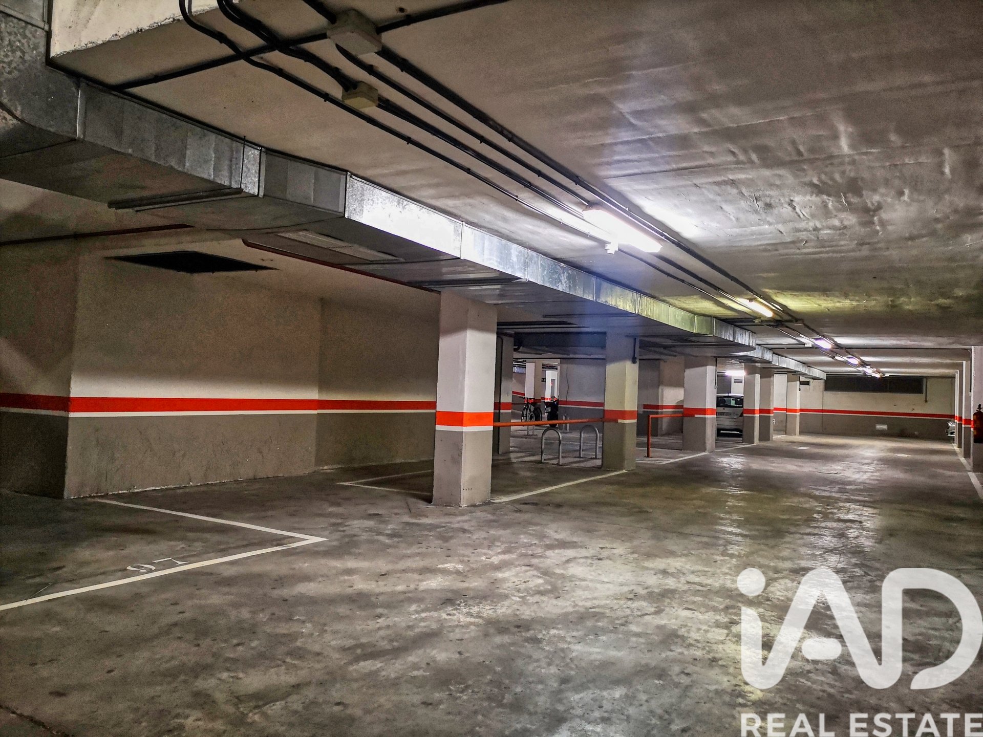 Garage in Alcobendas, Madrid, Spanien 12.7 m2 Nr. 184815