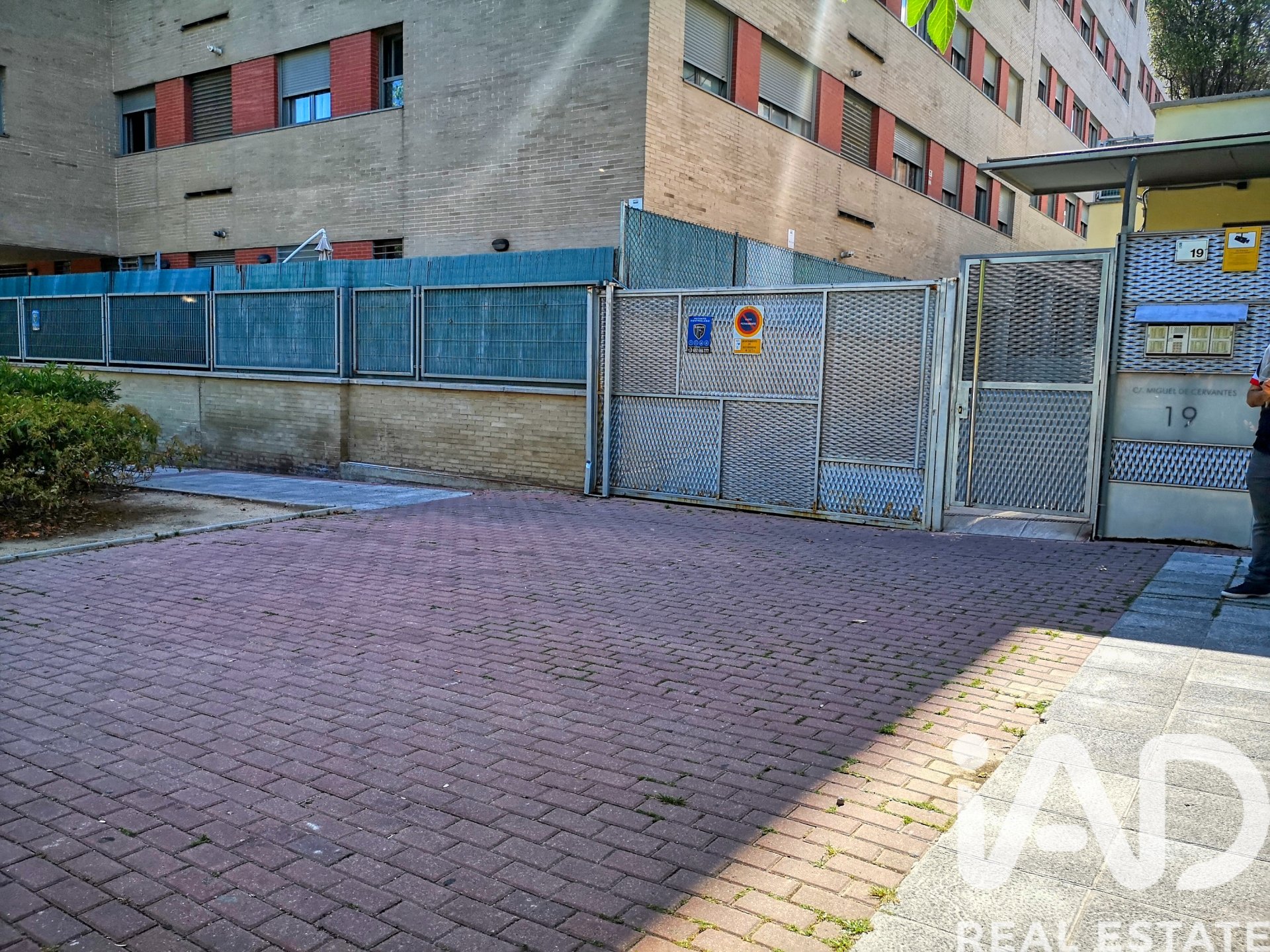 Garage in Alcobendas, Madrid, Spanien 12.7 m2 Nr. 184815