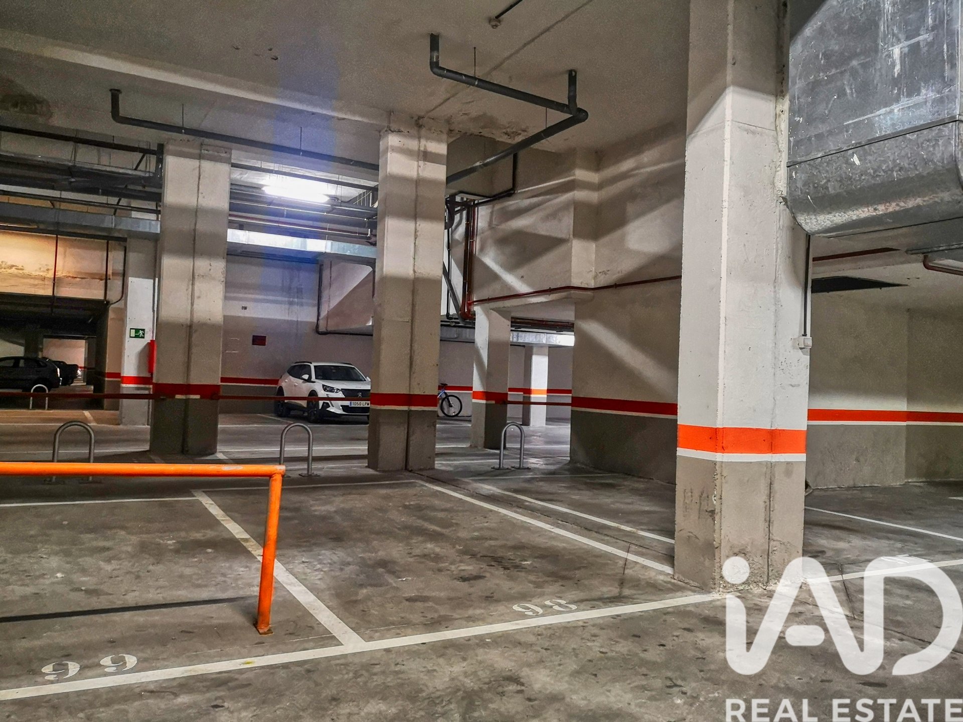 Garage in Alcobendas, Madrid, Spanien 12.7 m2 Nr. 184815