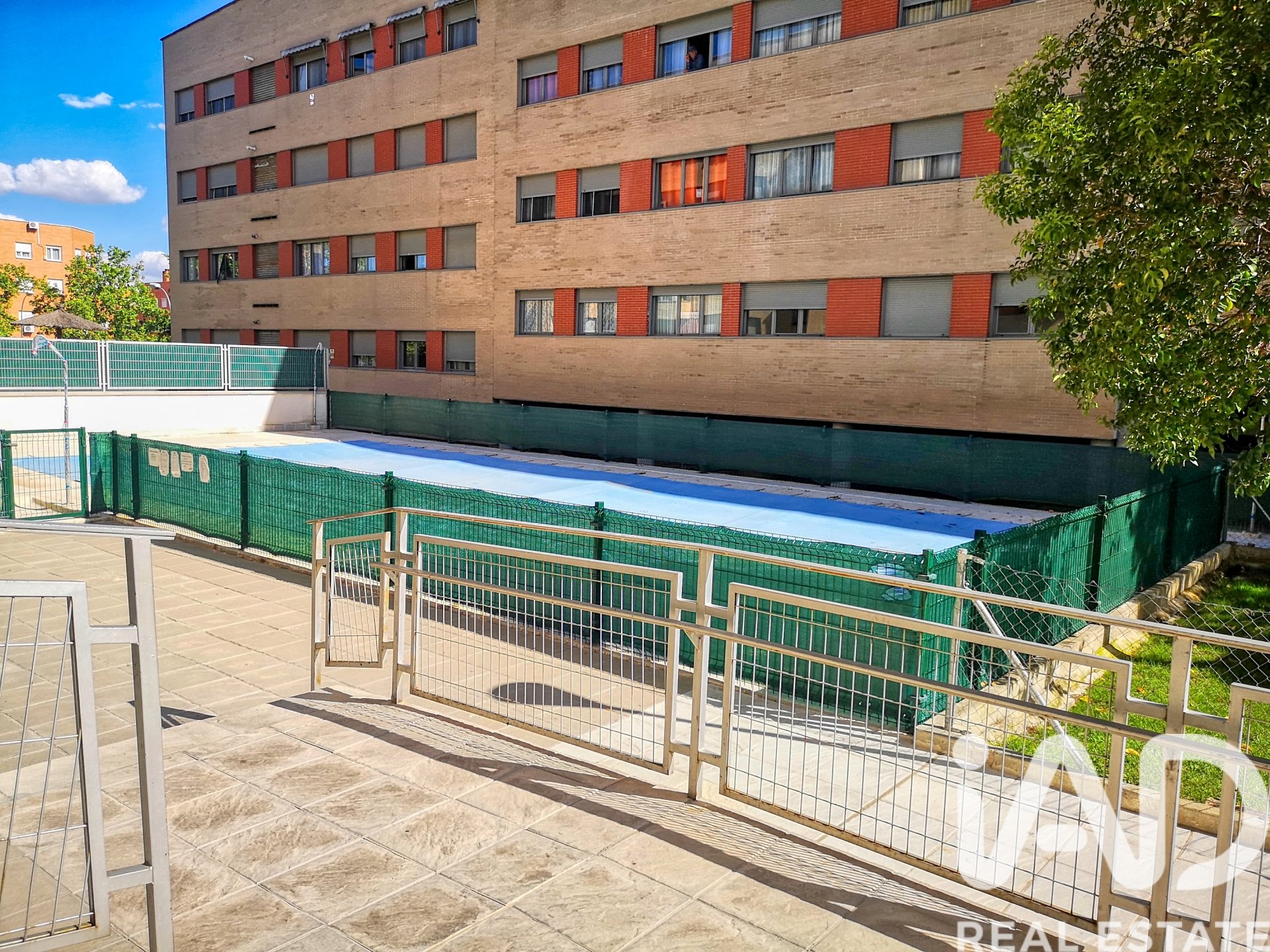 Garage in Alcobendas, Madrid, Spanien 12.7 m2 Nr. 184815