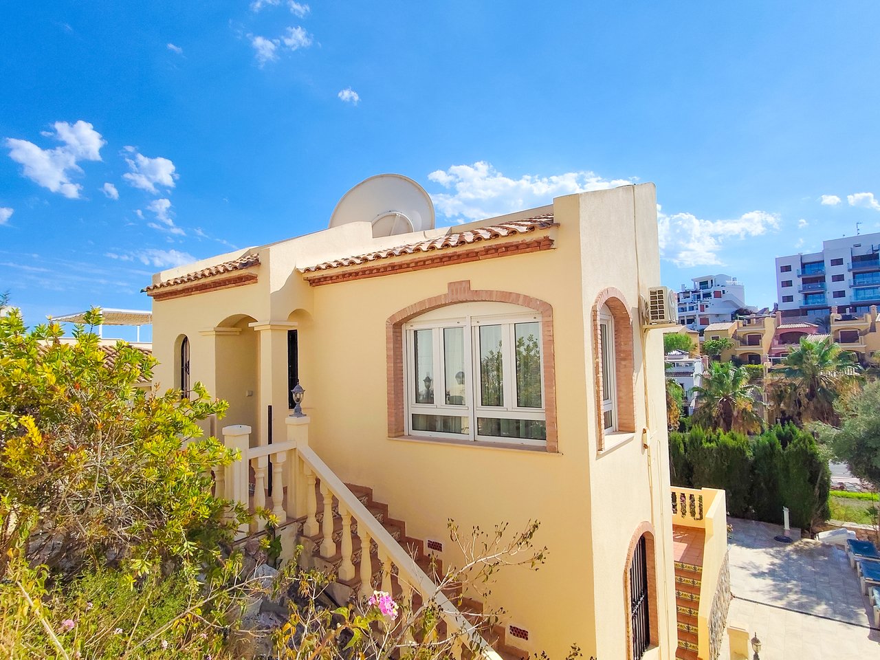 Villa à Villamartin, Alicante, Espagne 3 chambres, 110 m2 No. 196809