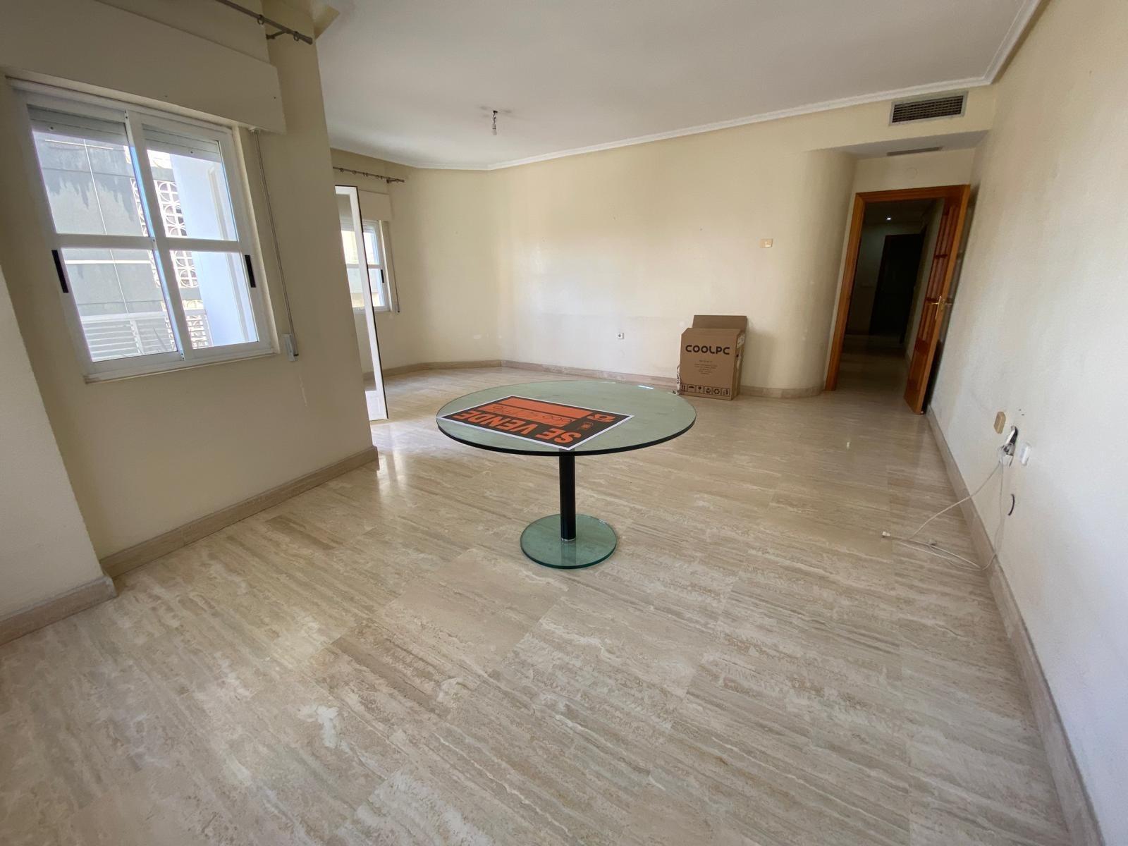 Appartamento a Torrevieja, Alicante, Spagna 1 camera da letto, 142 mq. N° 165522