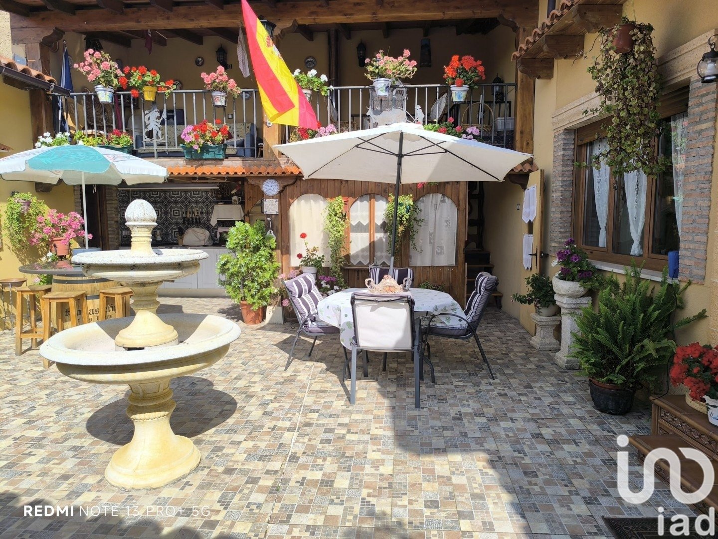 Casa a Santas Martas, Leon, Spagna 3 camere da letto, 214 mq. N° 153335