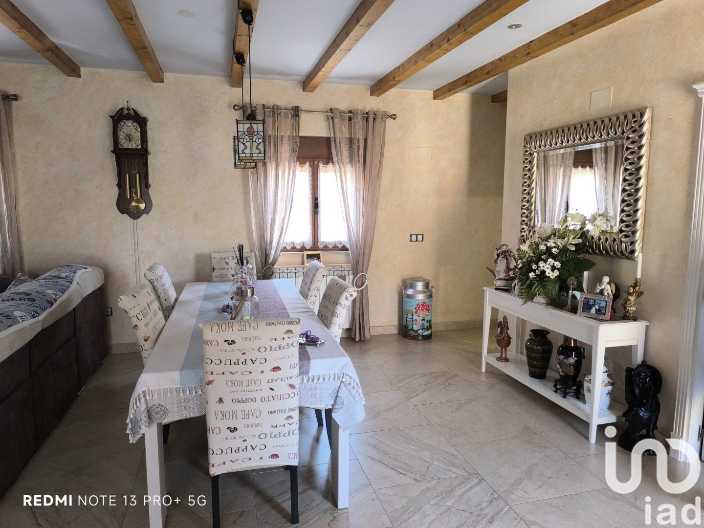 Casa a Santas Martas, Leon, Spagna 3 camere da letto, 214 mq. N° 153335