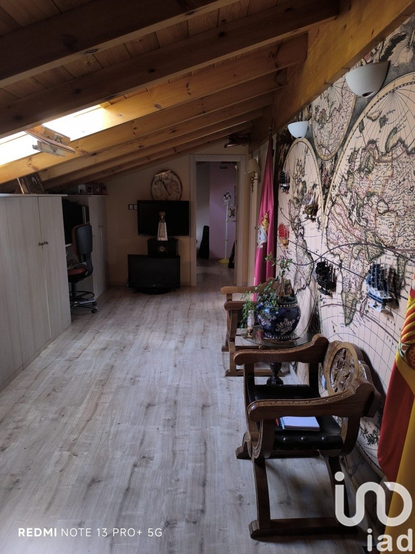 Casa a Santas Martas, Leon, Spagna 3 camere da letto, 214 mq. N° 153335