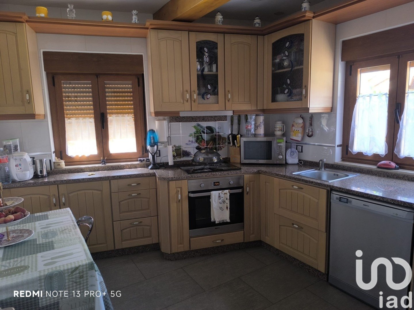 Casa a Santas Martas, Leon, Spagna 3 camere da letto, 214 mq. N° 153335