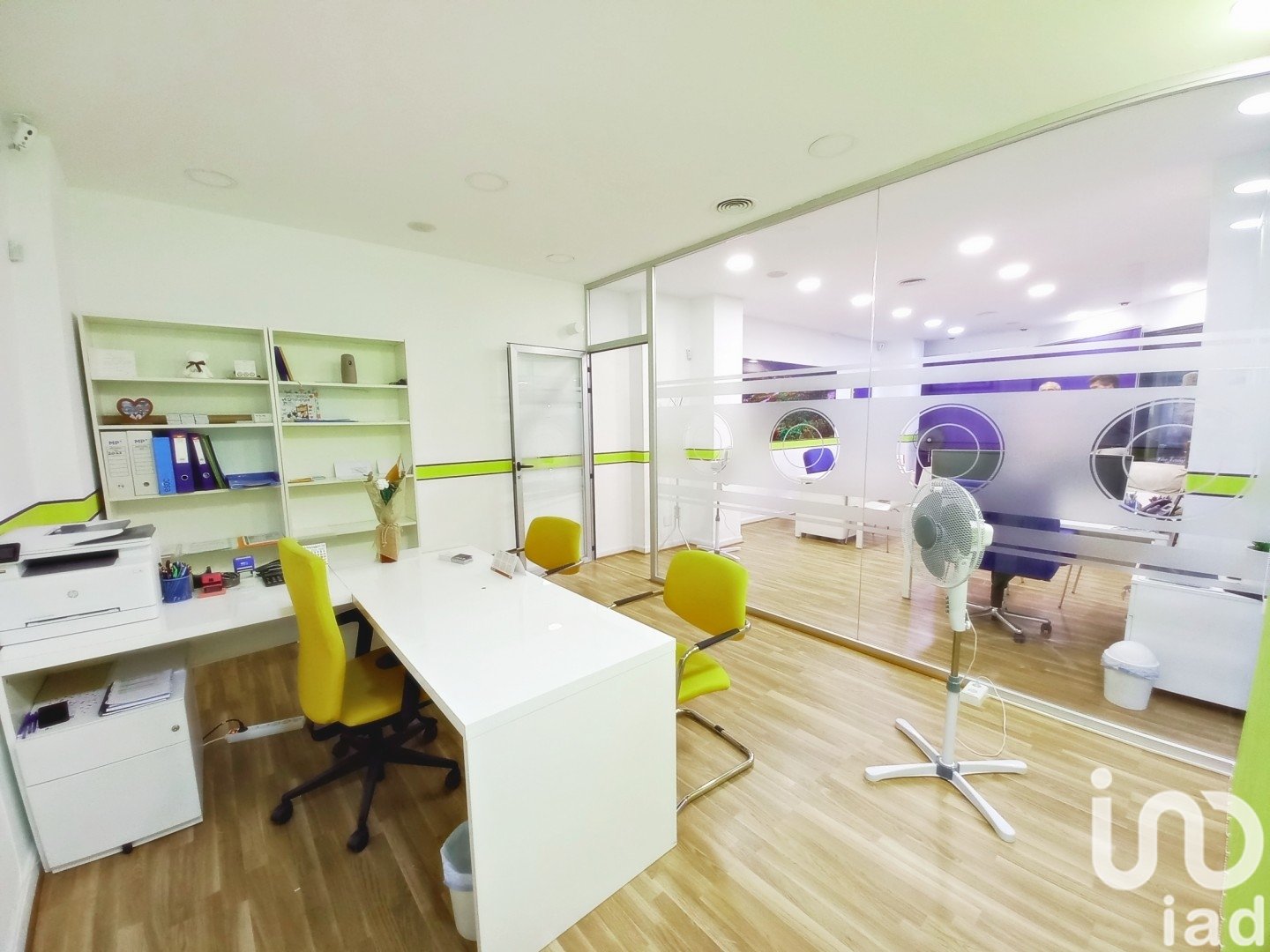 Propiedad comercial en Alicante, España 2 dormitorios, 95 m2 No. 186082