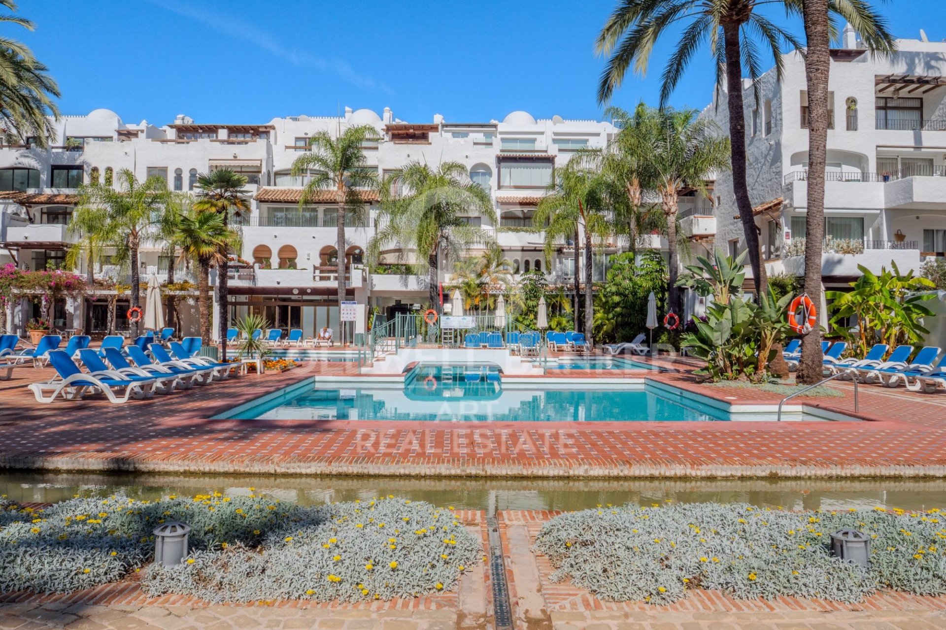 Apartamento en Marbella, Málaga, España 3 dormitorios, 145 m2 No. 157583
