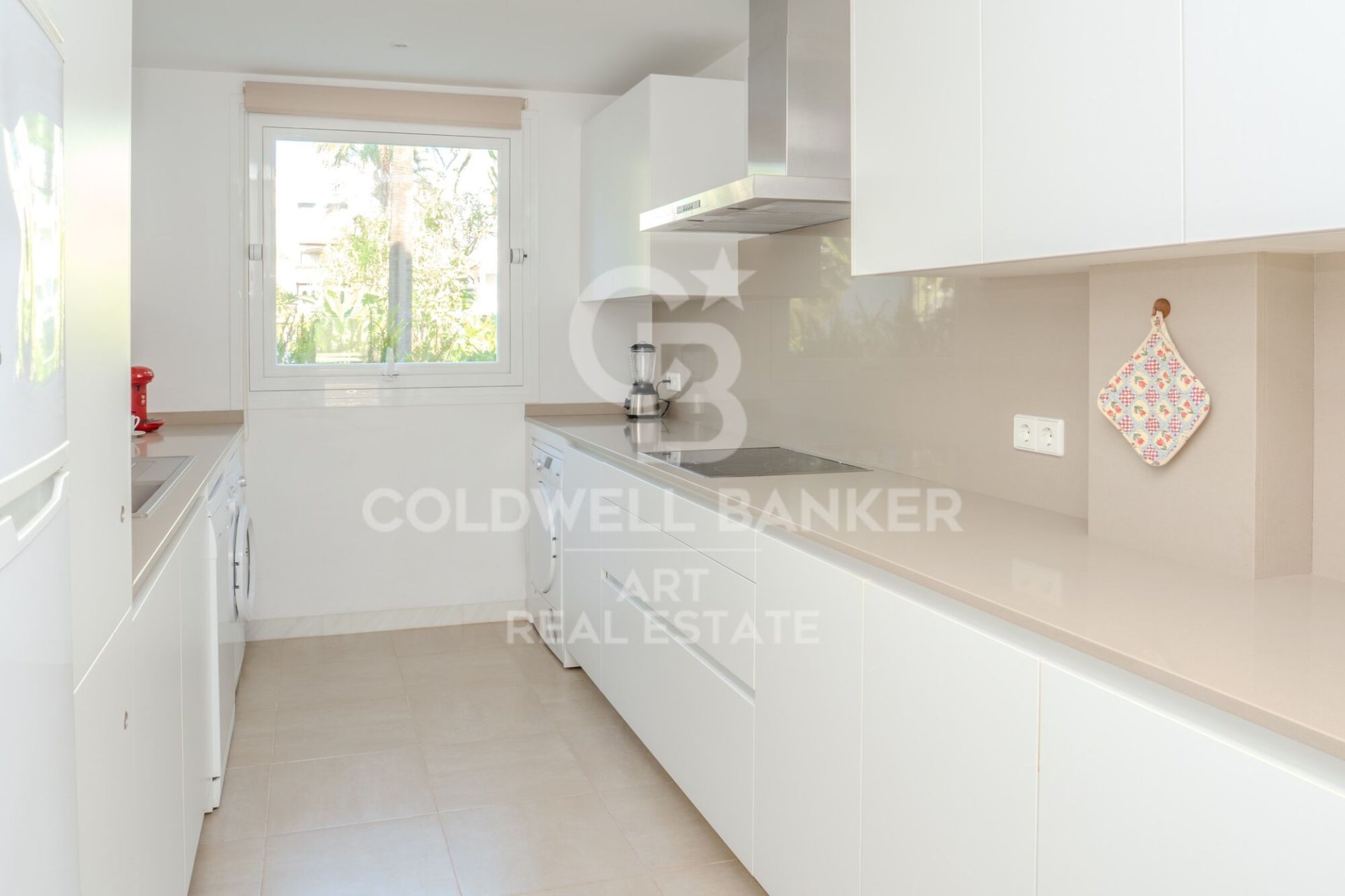 Apartamento en Marbella, Málaga, España 3 dormitorios, 145 m2 No. 157583