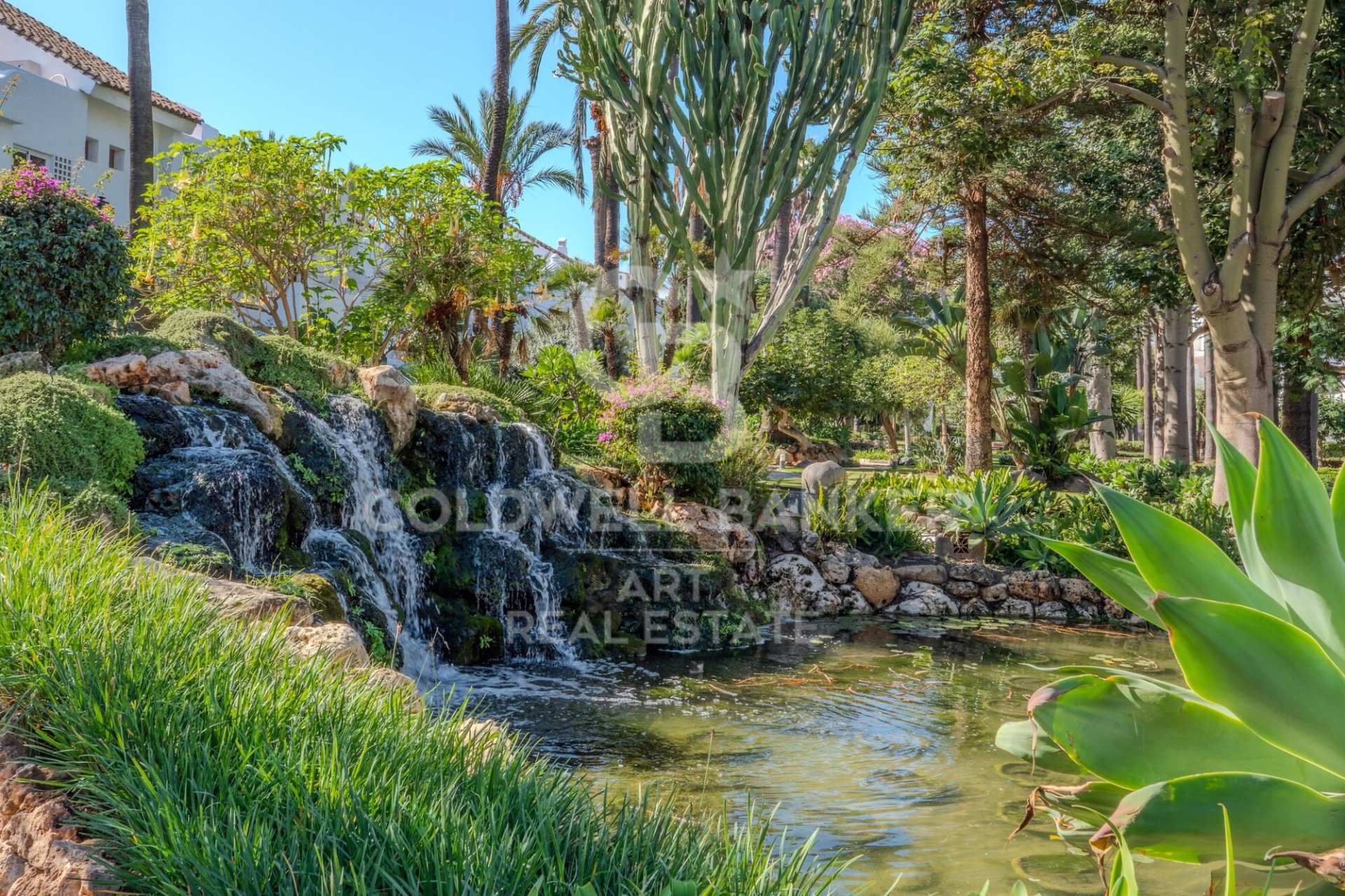 Apartamento en Marbella, Málaga, España 3 dormitorios, 145 m2 No. 157583