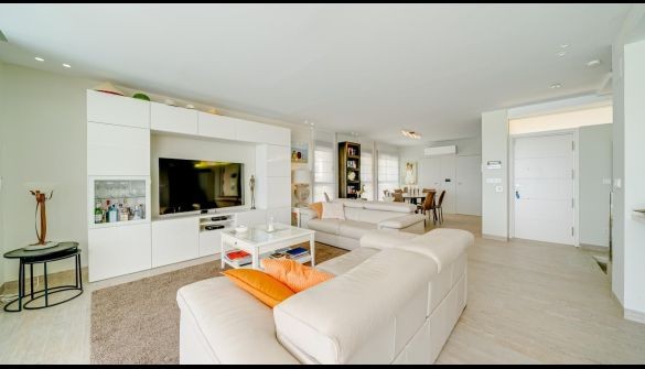 Villa à Benidorm, Alicante, Espagne 5 chambres, 436 m2 No. 181026