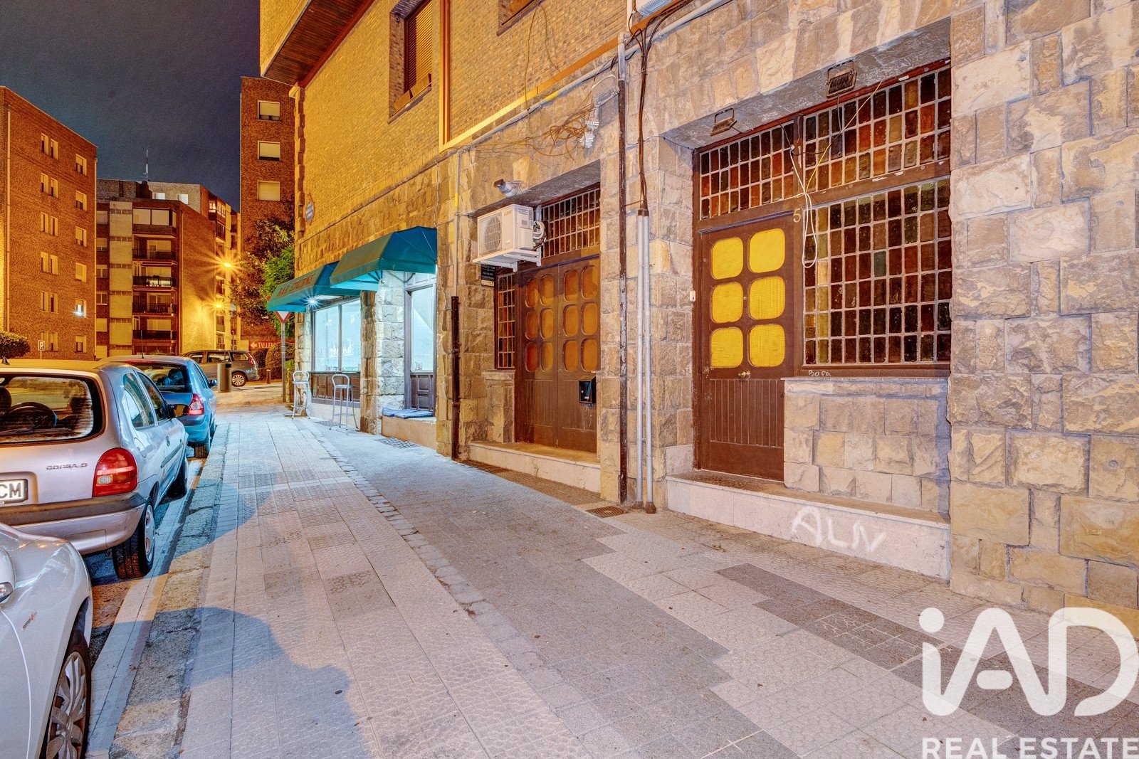 Commercial property in Bilbao, Biscay, Spain 30 sq.m. No. 195024