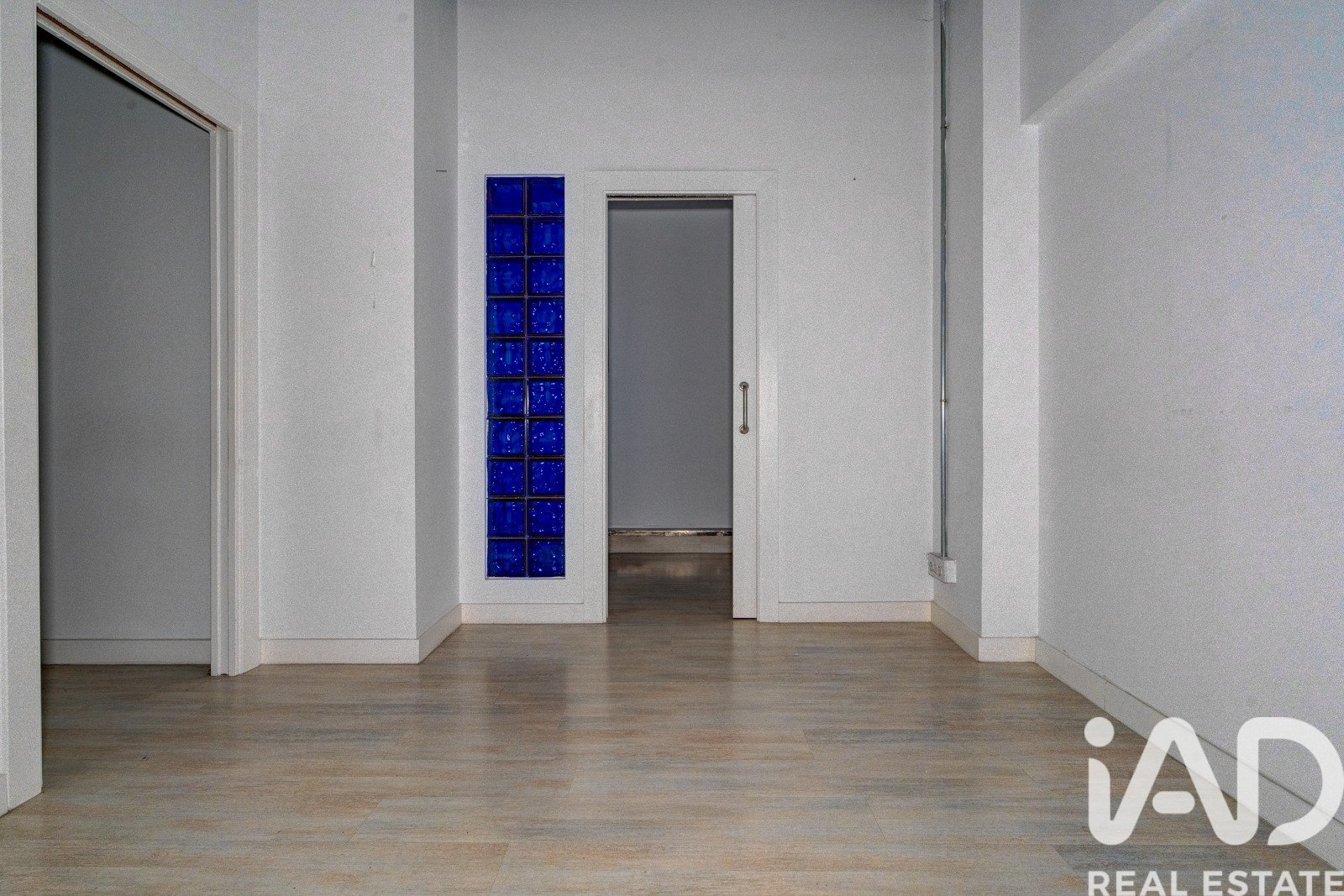 Commercial property in Bilbao, Biscay, Spain 30 sq.m. No. 195024