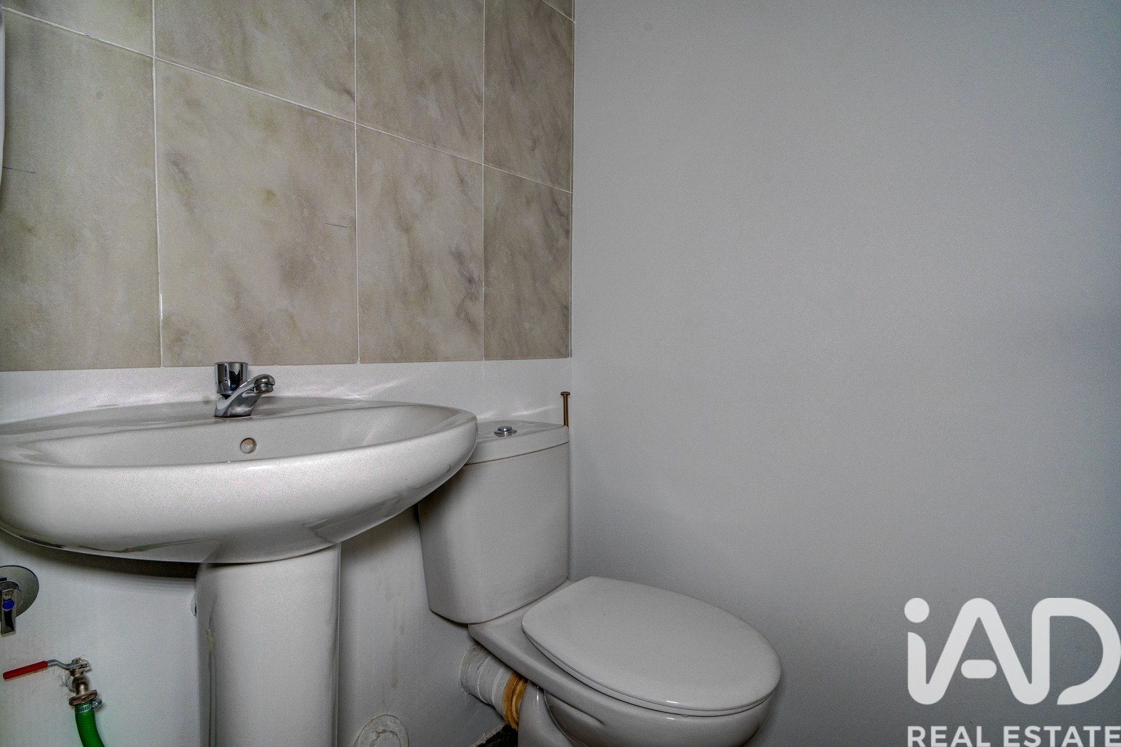 Commercial property in Bilbao, Biscay, Spain 30 sq.m. No. 195024