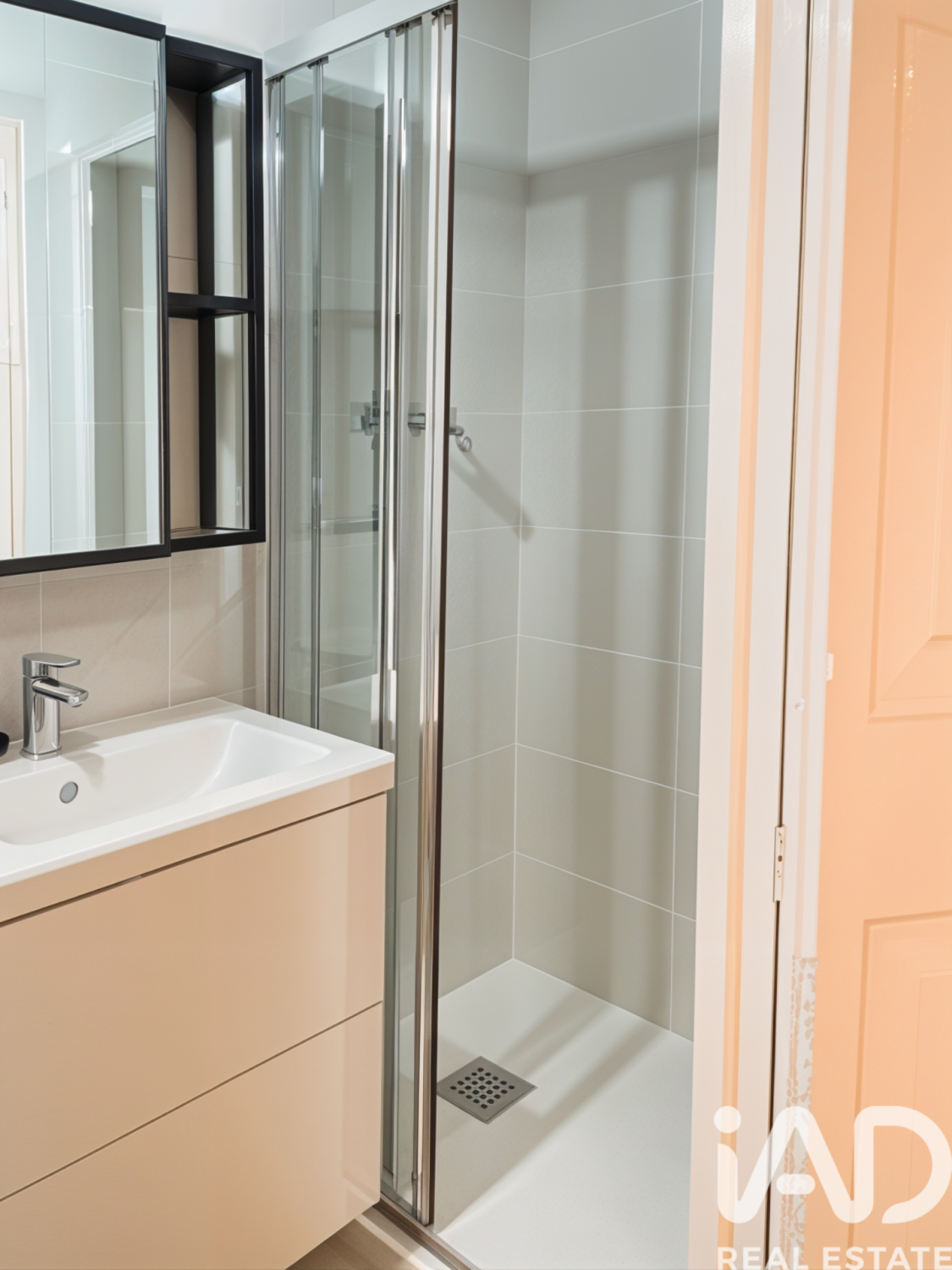 Appartamento a Barcelona, Spagna 2 camere da letto, 52 mq. N° 195021