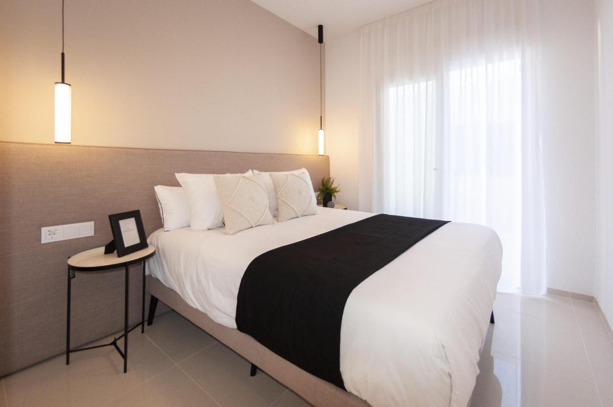 Bungalow à Ciudad Quesada, Alicante, Espagne 2 chambres, 88 m2 No. 97289