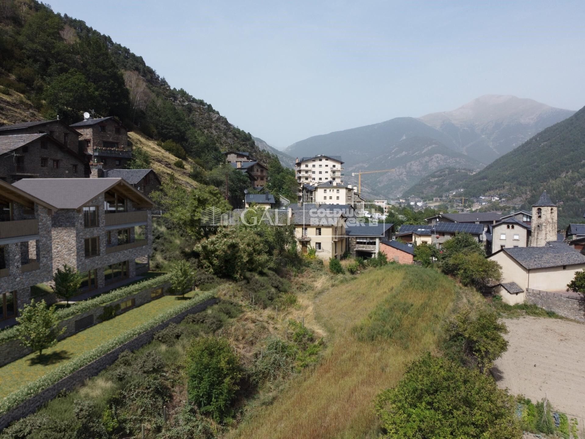 Talo Principado De Andorra (Ninguna Poblacion Tiene C.P.), Lleida, Espanja 4 makuuhuonetta, 571 m2 No. 158431