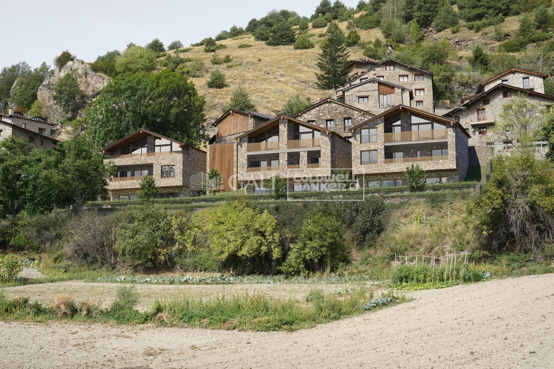 Talo Principado De Andorra (Ninguna Poblacion Tiene C.P.), Lleida, Espanja 4 makuuhuonetta, 571 m2 No. 158431