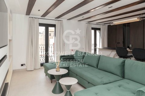 Wohnung in Barcelona, Spanien 2 Schlafzimmer, 103 m2 Nr. 158433