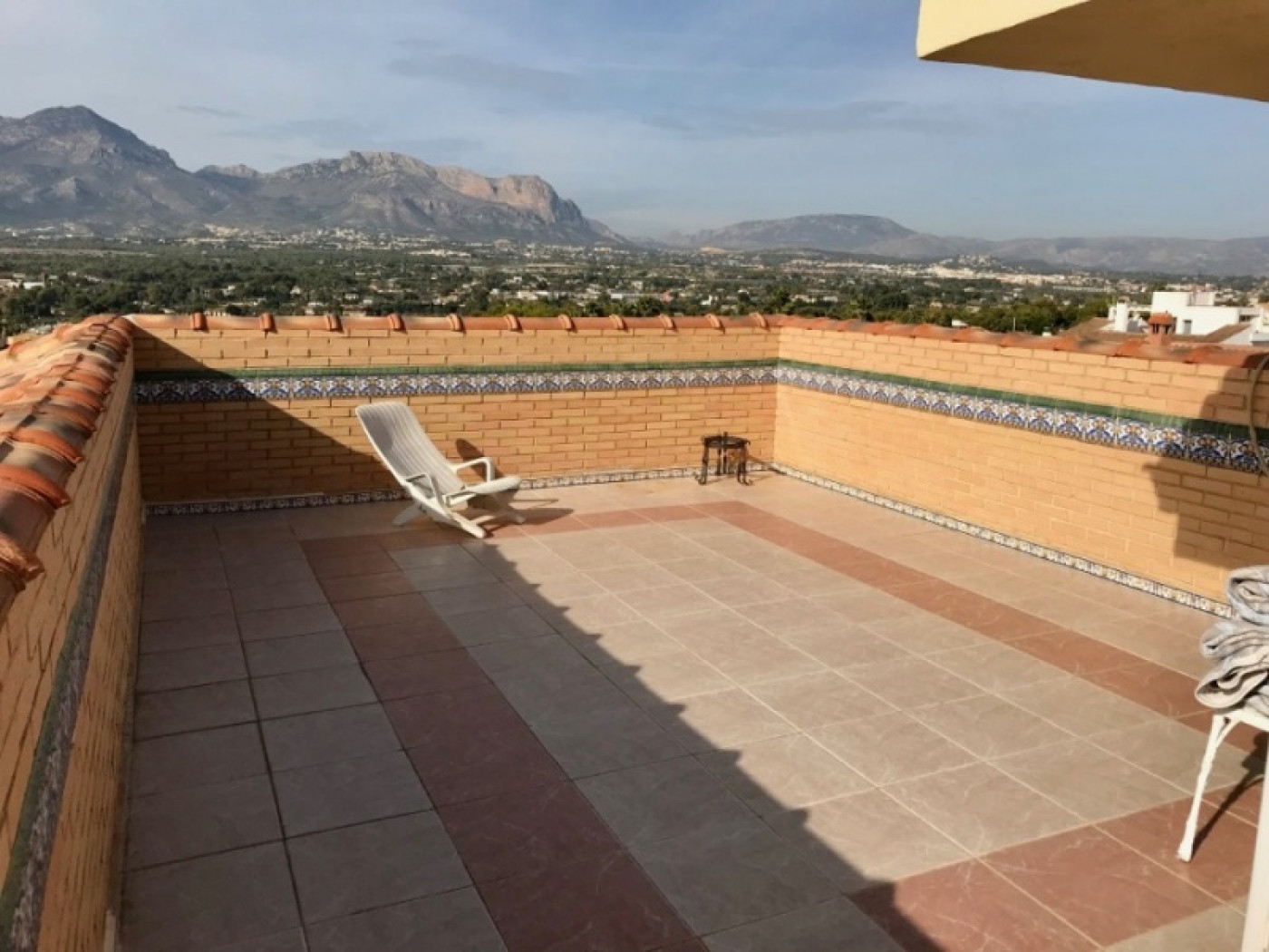Villa in Benidorm, Alicante, Spain 6 bedrooms, 600 sq.m. No. 196695