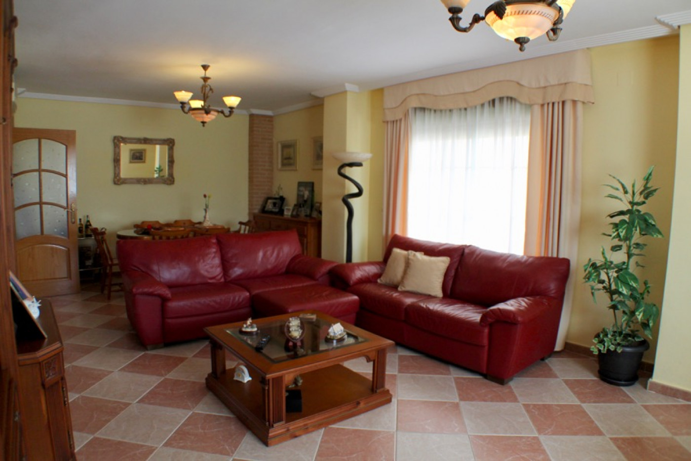 Villa in Benidorm, Alicante, Spain 6 bedrooms, 600 sq.m. No. 196695