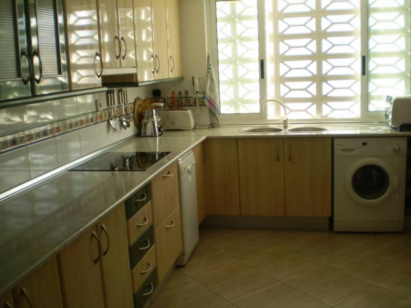 Huoneisto Benidorm, Alicante, Espanja 2 makuuhuonetta, 135 m2 No. 196698