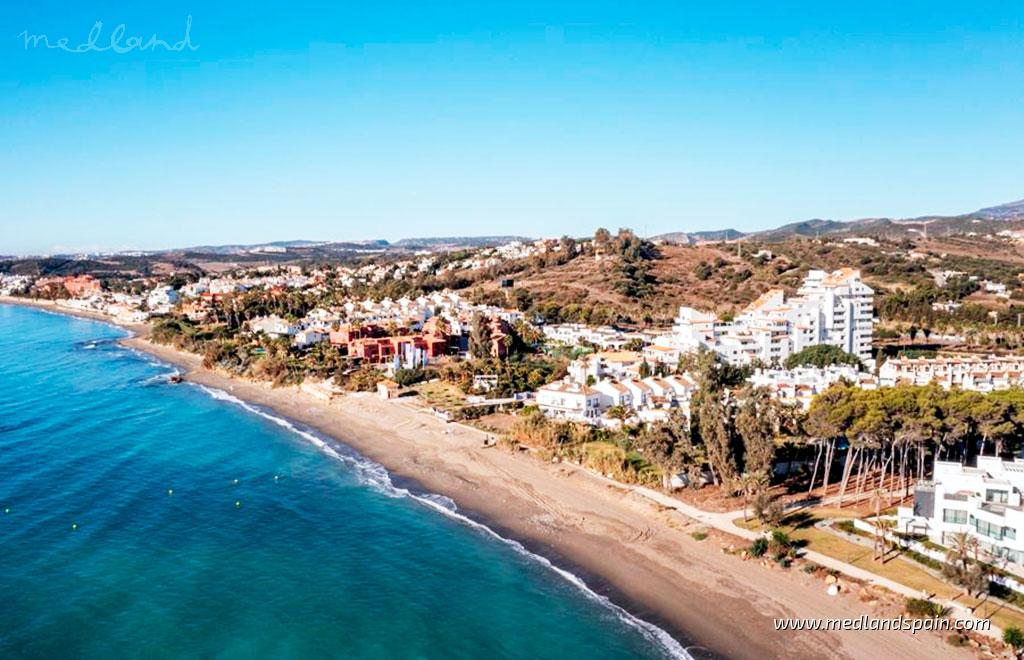 Apartment à Estepona, Malaga, Espagne 2 chambres, 114 m2 No. 182604