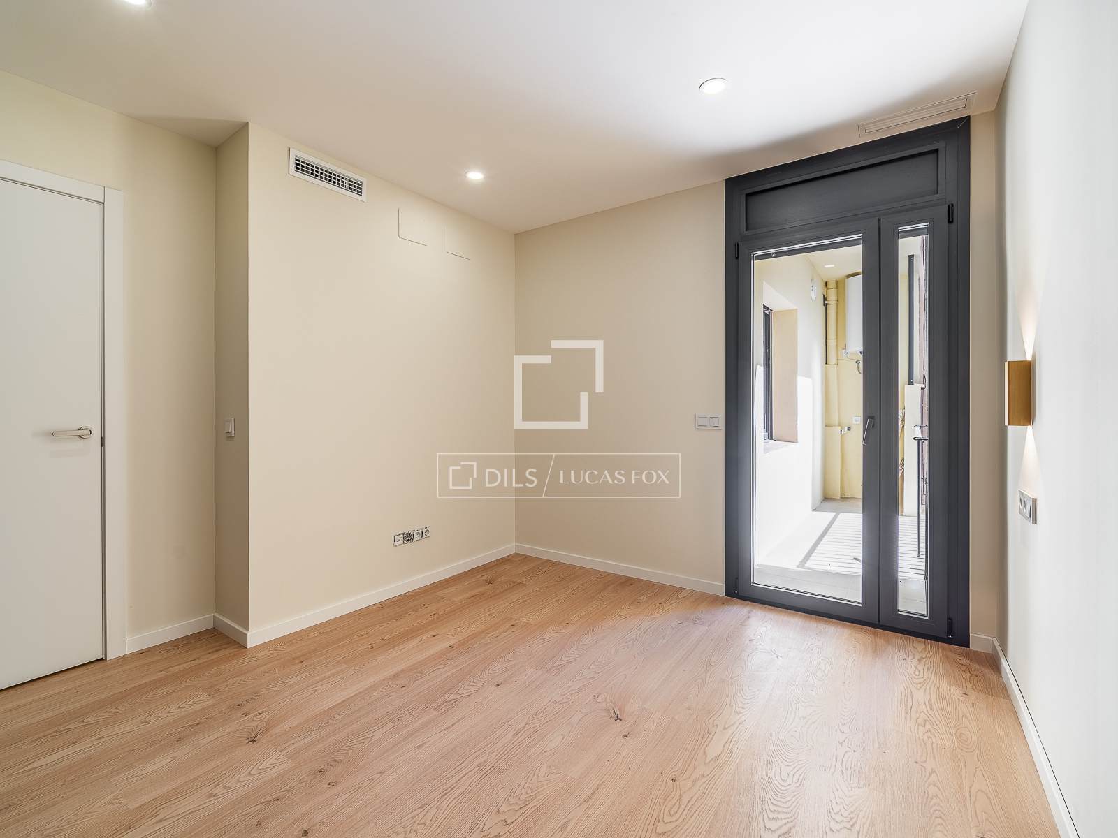 Appartamento a Barcelona, Spagna 3 camere da letto, 138 mq. N° 194305