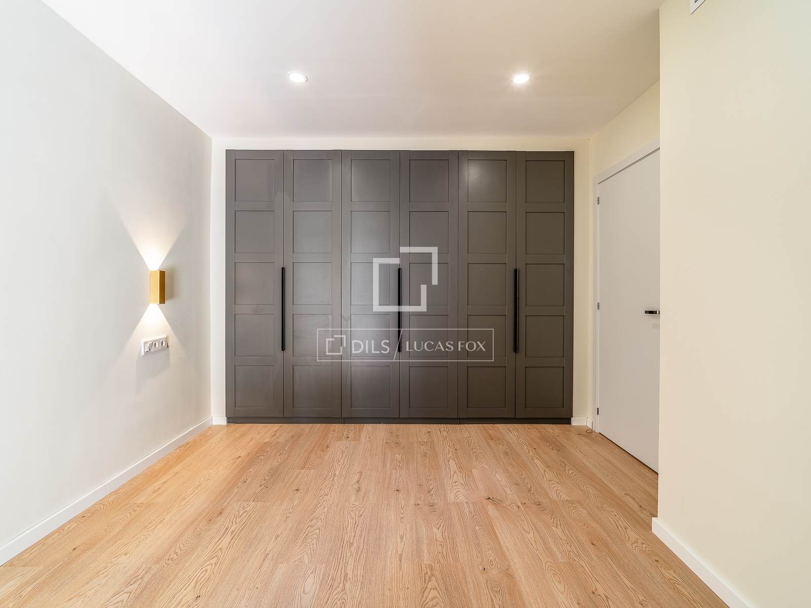 Appartamento a Barcelona, Spagna 3 camere da letto, 138 mq. N° 194305