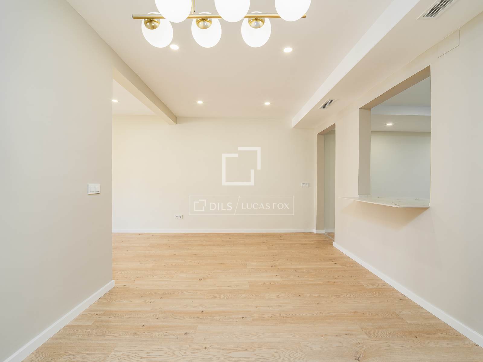 Appartamento a Barcelona, Spagna 3 camere da letto, 138 mq. N° 194305