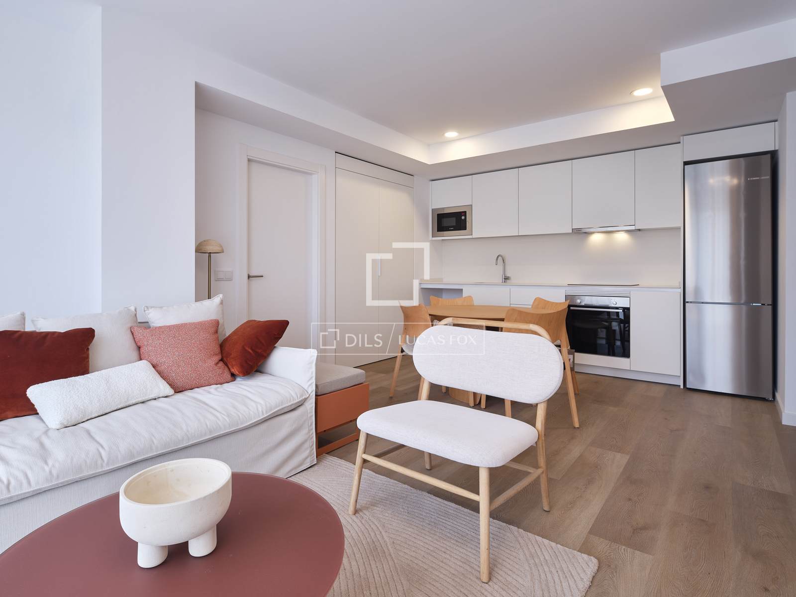 Apartamento en Barcelona, España 2 dormitorios, 70 m2 No. 194304