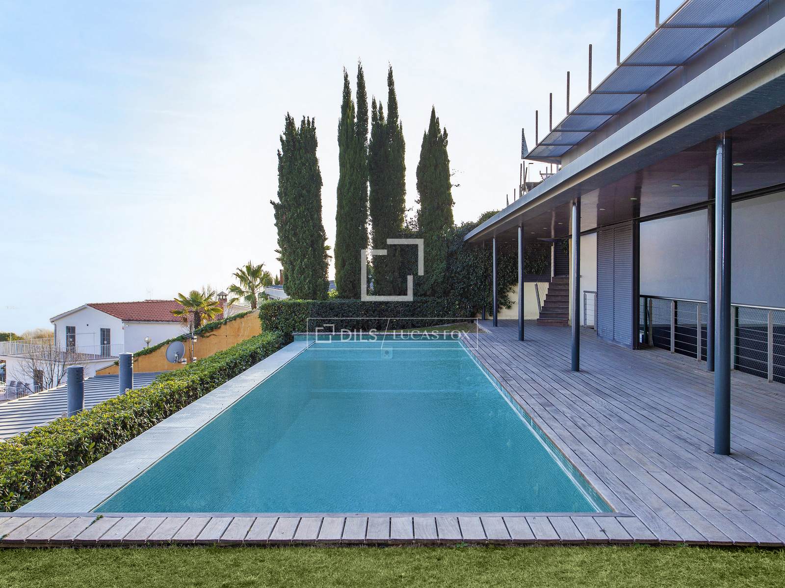 Villa in Barcelona, Spanien 6 Schlafzimmer, 669 m2 Nr. 194310