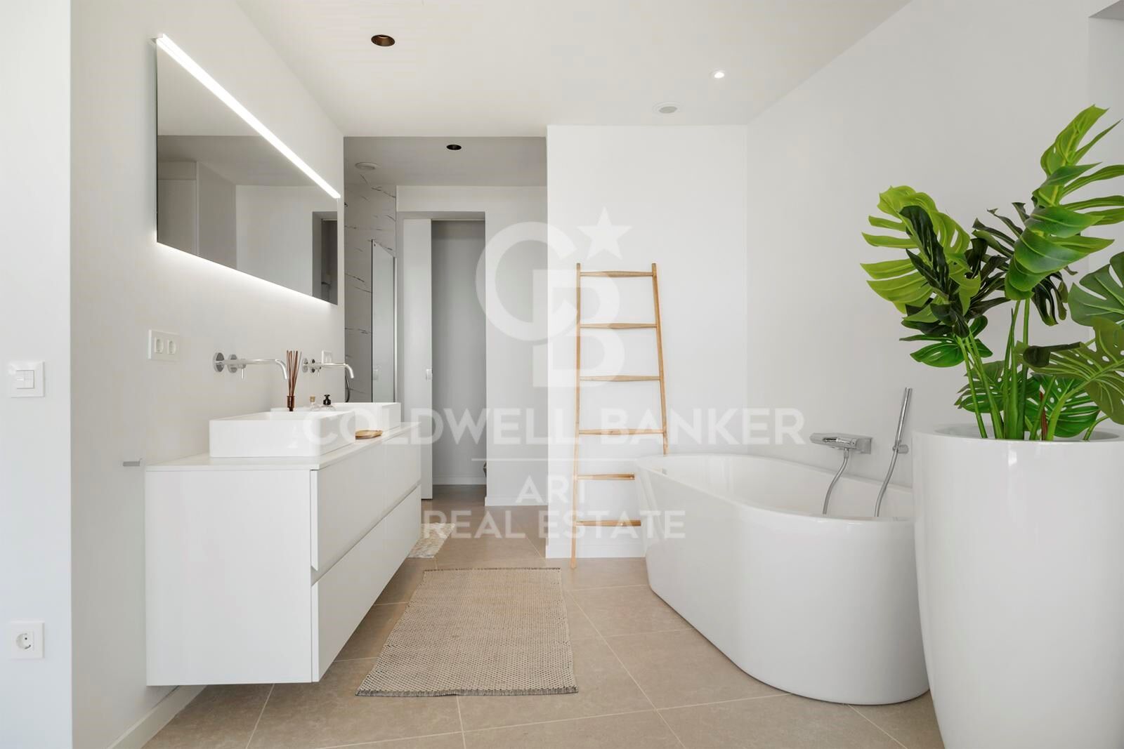 Villa in Benahavis, Malaga, Spain 5 bedrooms, 407 sq.m. No. 158815