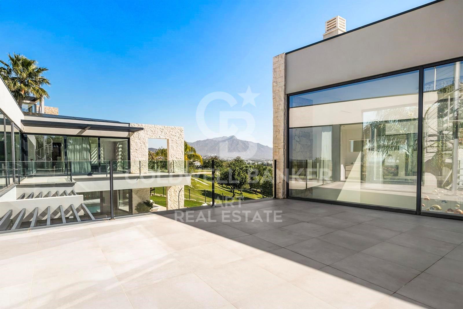 Villa in Benahavis, Malaga, Spain 5 bedrooms, 407 sq.m. No. 158815
