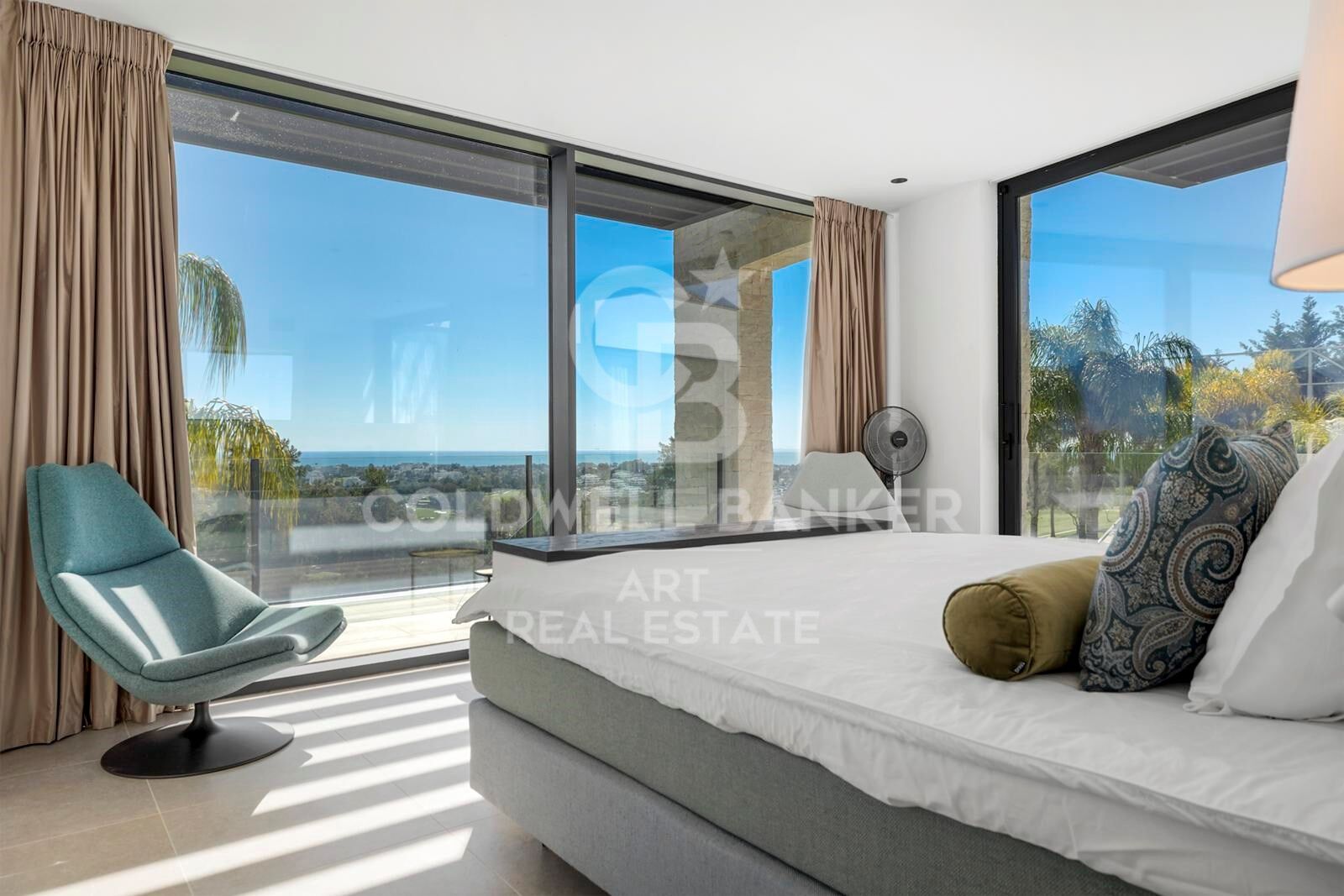 Villa in Benahavis, Malaga, Spain 5 bedrooms, 407 sq.m. No. 158815