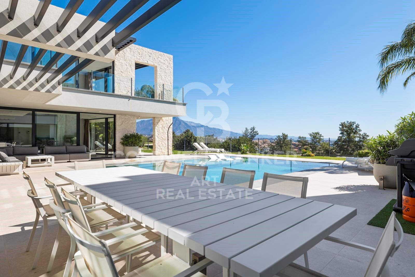 Villa in Benahavis, Malaga, Spain 5 bedrooms, 407 sq.m. No. 158815