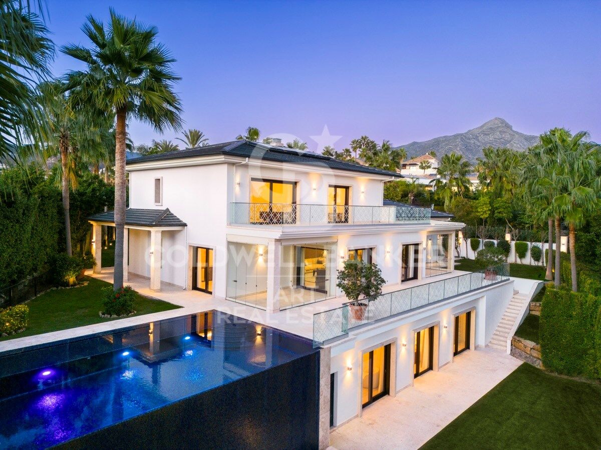 Villa Marbella, Malaga, Spānijā 6 istabas, 1023 m2 Nr. 158818