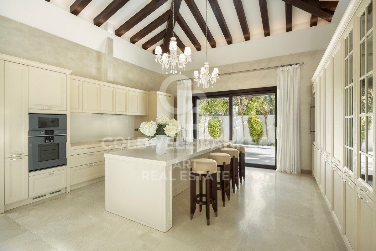 Villa Marbella, Malaga, Spānijā 6 istabas, 1023 m2 Nr. 158818