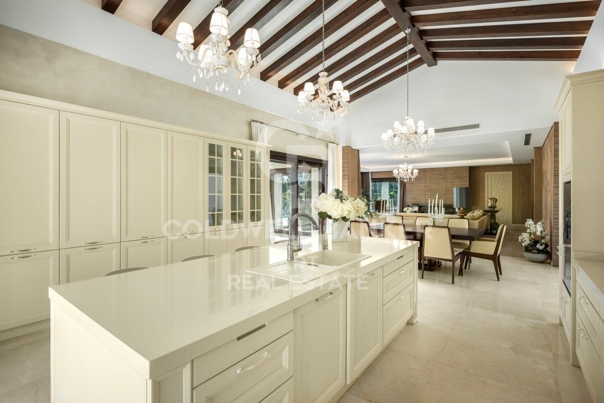 Villa Marbella, Malaga, Spānijā 6 istabas, 1023 m2 Nr. 158818