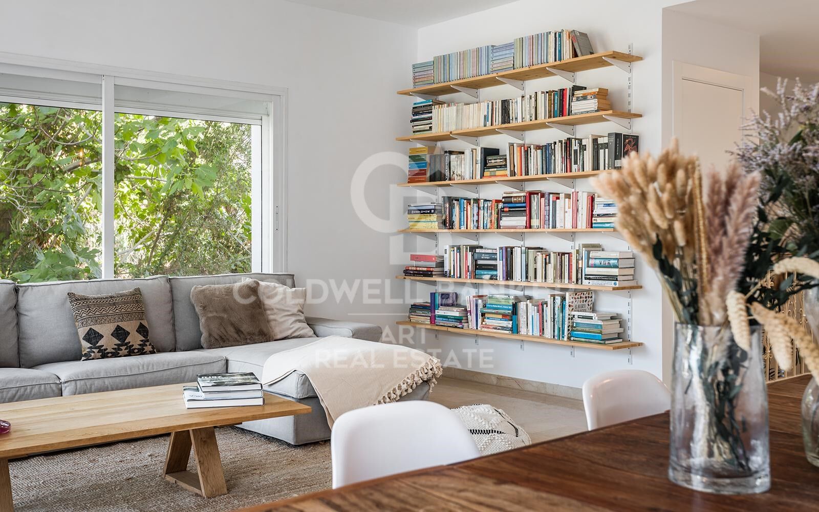Townhouse in Benahavis, Malaga, Spain 4 bedrooms, 352 sq.m. No. 158819