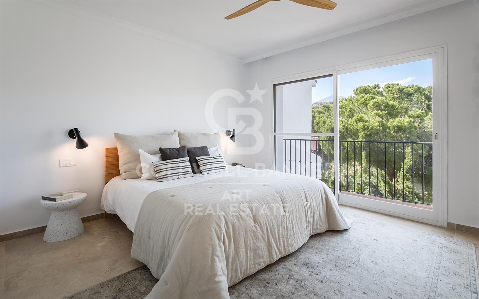 Townhouse in Benahavis, Malaga, Spain 4 bedrooms, 352 sq.m. No. 158819